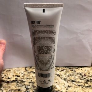 Leave in conditioner